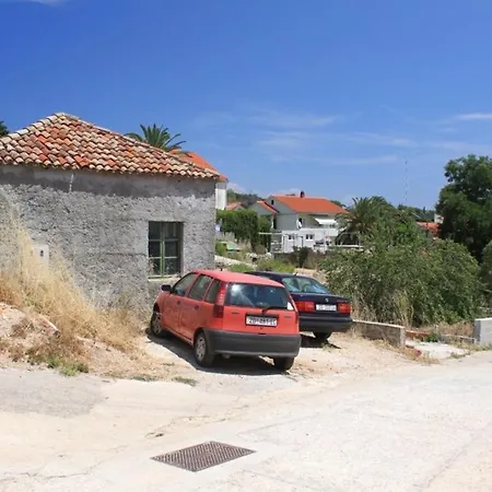 8174a Sali