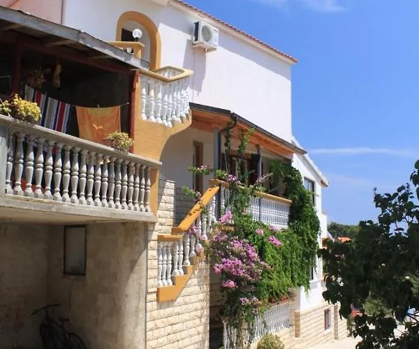 8174a Apartment Sali