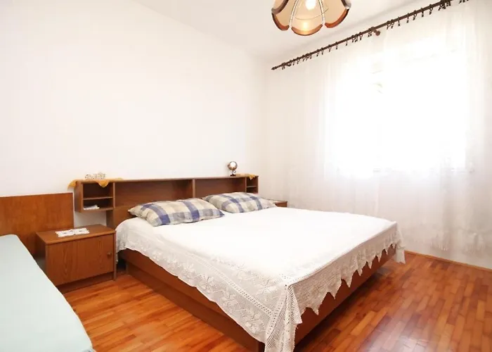 Apartment 8174a *